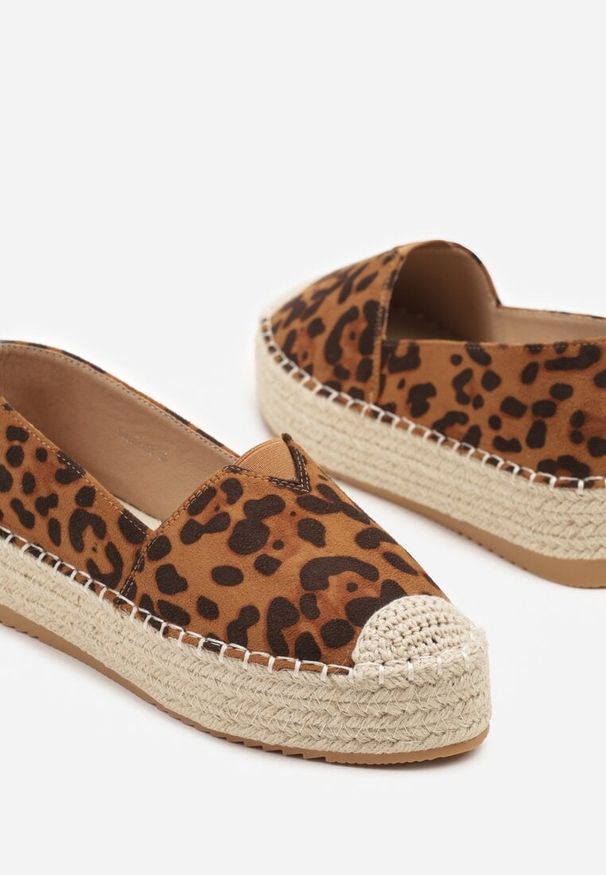 Born2be - Panterkowe Espadryle na Plecionej Platformie z Ekozamszu Avalana. Materiał: len. Obcas: na platformie. Styl: elegancki