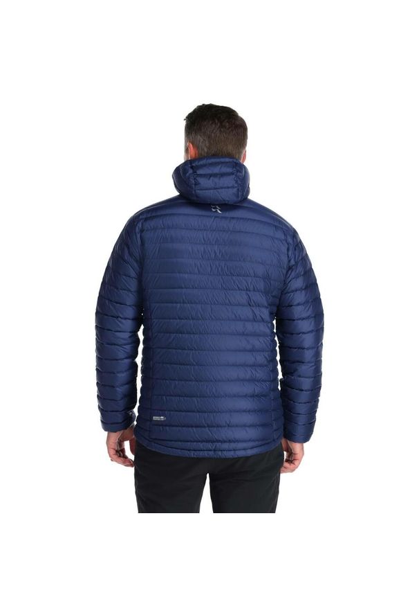 Kurtka puchowa męska Rab Microlight Alpine Jacket z kapturem. Typ kołnierza: kaptur. Kolor: pomarańczowy, wielokolorowy, niebieski. Materiał: puch