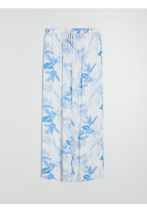 Sinsay - Wiskozowe spodnie wide leg ze wzorem kwiatowym - niebieski. Kolor: niebieski. Materiał: wiskoza. Wzór: kwiaty