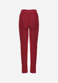 Born2be - Bordowe Długie Spodnie z Gumką w Talii i Materiałowym Paskiem Xanneli. Kolor: czerwony. Materiał: materiał. Długość: długie. Styl: elegancki #4