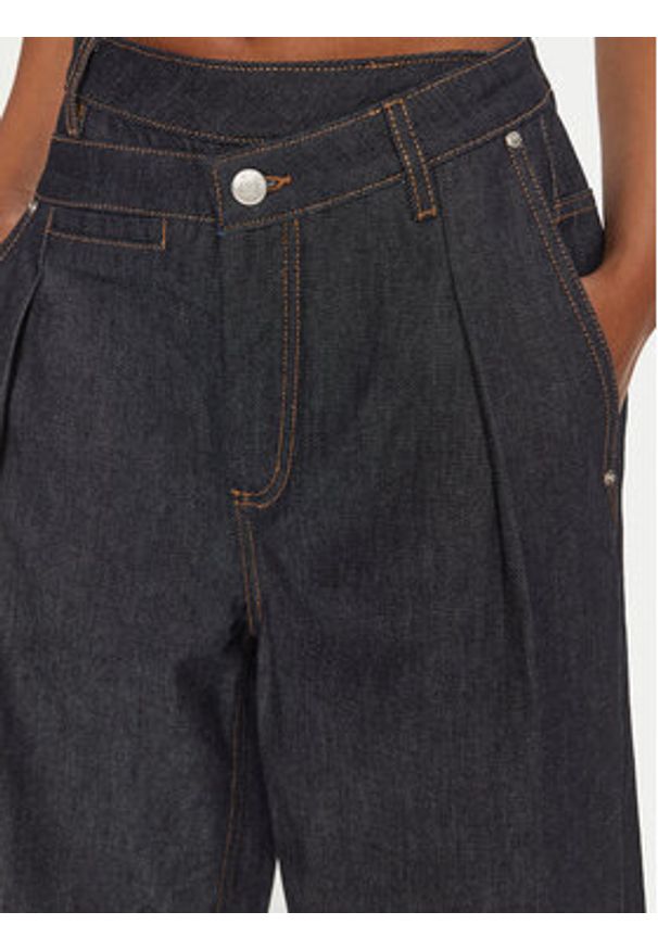 Munthe Jeansy 244142524415 Granatowy Regular Fit. Kolor: niebieski