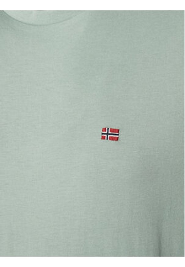 Napapijri T-Shirt Salis NP0A4H8D Khaki Regular Fit. Kolor: brązowy. Materiał: bawełna
