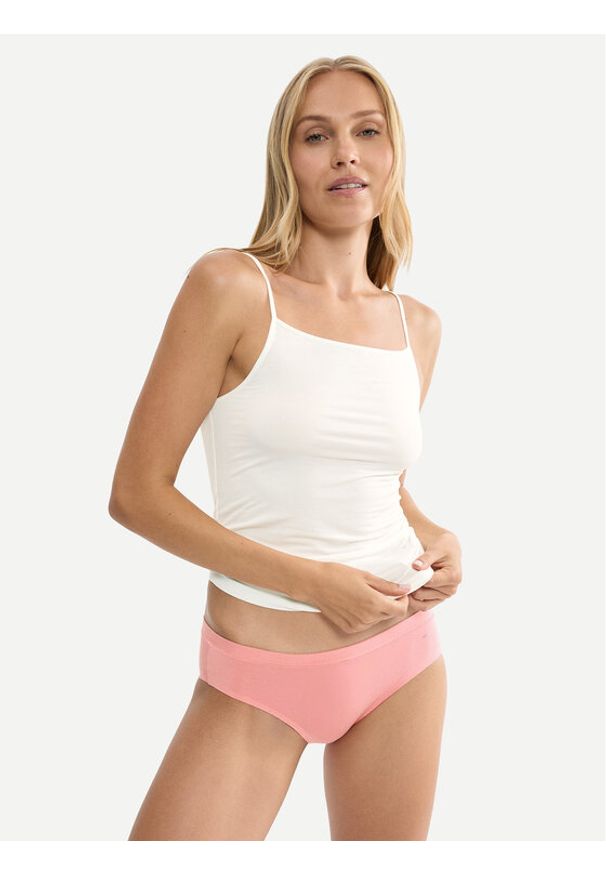 Triumph Top Beauty Layers 10227206 Kremowy Slim Fit. Kolor: kremowy. Materiał: wiskoza