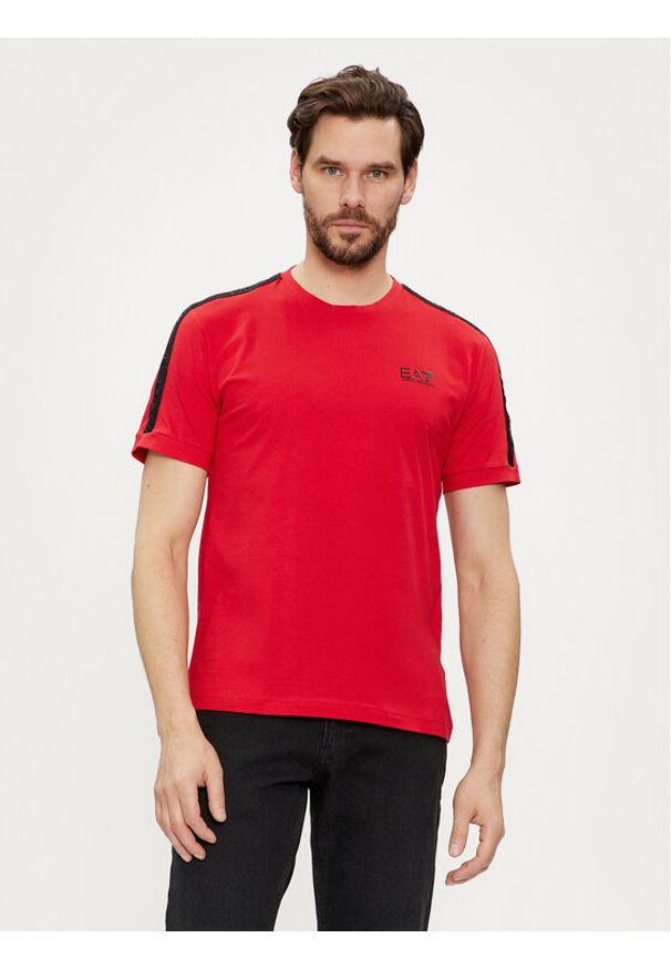 EA7 Emporio Armani T-Shirt 3DPT35 PJ02Z 1461 Czerwony Regular Fit. Kolor: czerwony. Materiał: bawełna