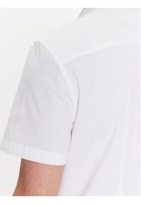 Guess Koszula M3GH64 W8BX1 Biały Slim Fit. Kolor: biały. Materiał: bawełna