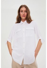 MOODO - Koszula z podwijanymi rękawami biała. Kolor: biały. Materiał: poliester #1