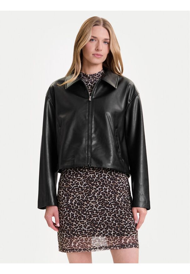 only - ONLY Kurtka z imitacji skóry Nicki 15356871 Czarny Regular Fit. Kolor: czarny. Materiał: skóra