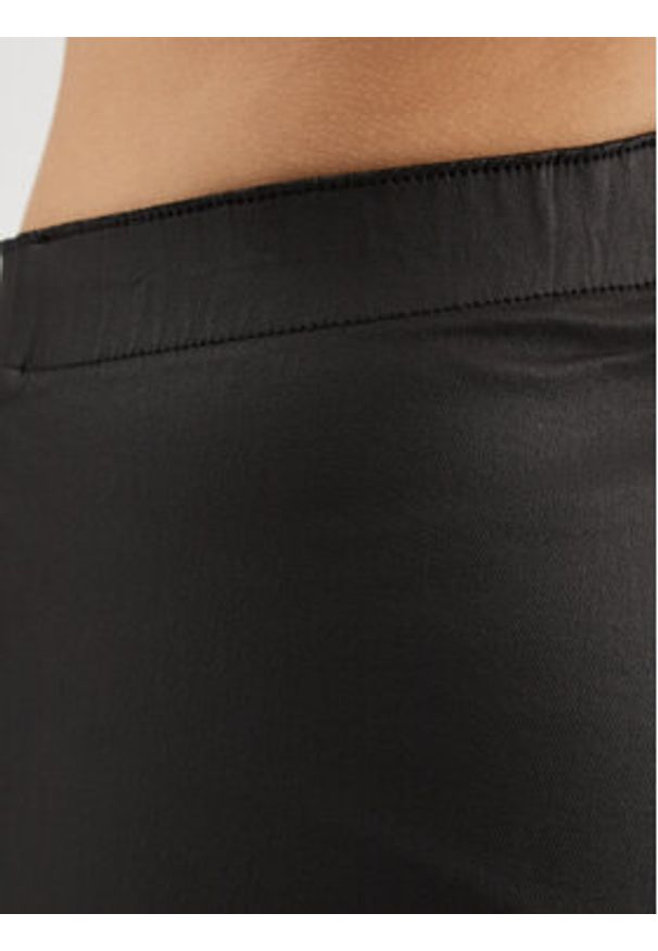 Cream Legginsy CRTea 10611099 Czarny Tight Fit. Kolor: czarny. Materiał: wiskoza