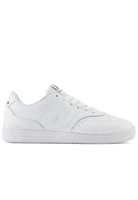 Buty New Balance GSB80WW - białe. Okazja: na co dzień. Kolor: biały. Materiał: syntetyk, materiał. Szerokość cholewki: normalna. Sport: turystyka piesza