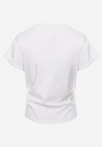 Born2be - Biały Bawełniany T-shirt z Marszczeniem w Talii i Dekoltem w Łódkę Savorith. Okazja: na co dzień, na spotkanie biznesowe, do pracy. Kolor: biały. Materiał: bawełna. Styl: casual, biznesowy, elegancki #8