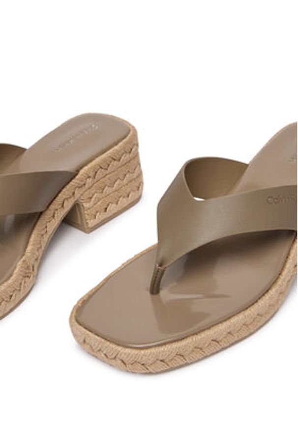 Calvin Klein Japonki Block Heel Espa 50 Thong Lth HW0HW02902 Brązowy. Kolor: brązowy. Materiał: skóra