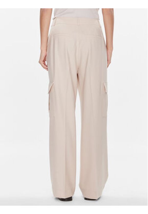 Herskind Spodnie materiałowe Louise 5011993 Beżowy Relaxed Fit. Kolor: beżowy. Materiał: syntetyk