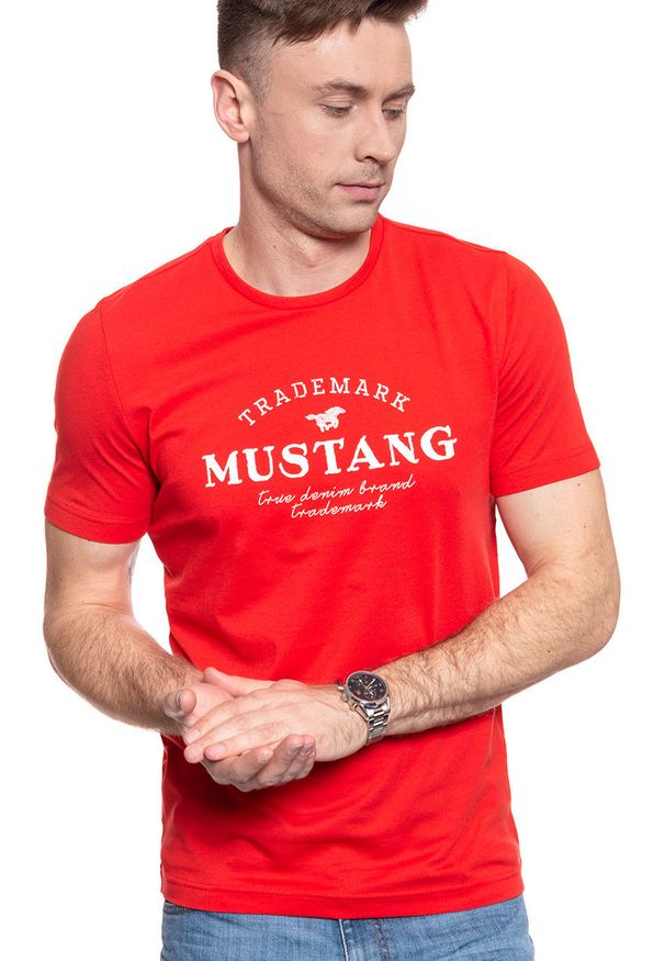 Mustang - MUSTANG T SHIRT Alex C Print 1009500 7130. Wzór: nadruk