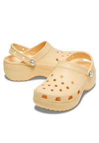 Crocs Klapki Classic Platform Pearl Clog 211231 Żółty. Kolor: żółty. Obcas: na platformie #5
