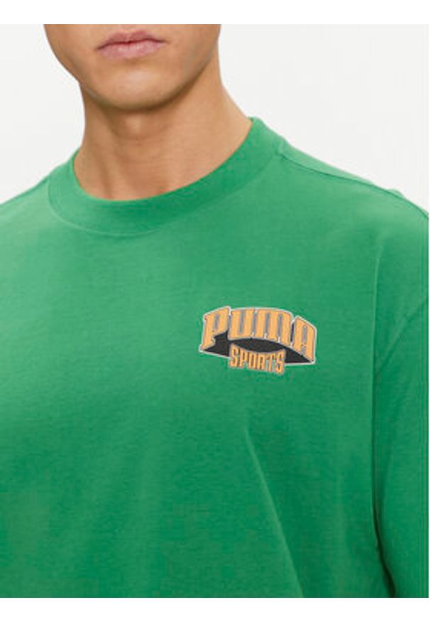 Puma T-Shirt For The Fanbase Graphic 624395 Zielony Relaxed Fit. Kolor: zielony. Materiał: bawełna