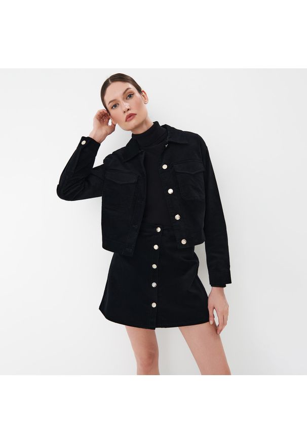 Mohito - Krótka koszula typu shacket - Czarny. Kolor: czarny. Długość: krótkie