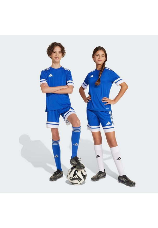 Adidas - Szorty Squadra 25 Kids. Kolor: biały, wielokolorowy, niebieski. Materiał: materiał