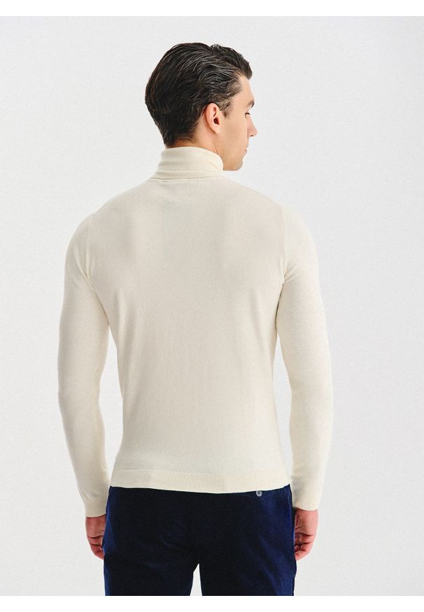 Pako Lorente - PAKO LORENTE - Biały gładki golf męski. Typ kołnierza: golf. Kolor: biały, zielony. Materiał: poliamid, bawełna, elastan. Wzór: gładki. Sezon: jesień