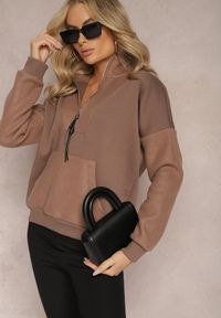 Renee - Brązowa Bluza Half Zip z Przeszyciami i Półgolfem Ananke. Kolor: brązowy. Materiał: bawełna, tkanina #1