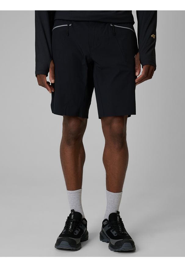 4f - 4F Spodenki trekkingowe szybkoschnące męskie - czarne 3XL. Kolor: czarny. Materiał: materiał, włókno, tkanina. Długość: długie. Sport: turystyka piesza