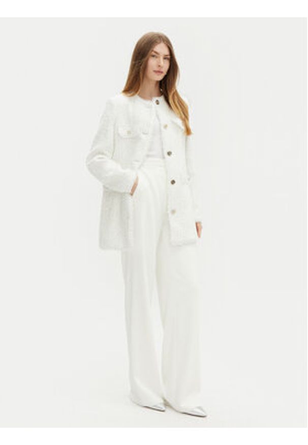 Guess Płaszcz przejściowy W5RL20 WGVS2 Biały Regular Fit. Kolor: biały. Materiał: syntetyk