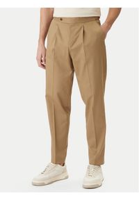 BOSS Spodnie materiałowe 50556704 Khaki Regular Fit. Kolor: brązowy. Materiał: bawełna #1