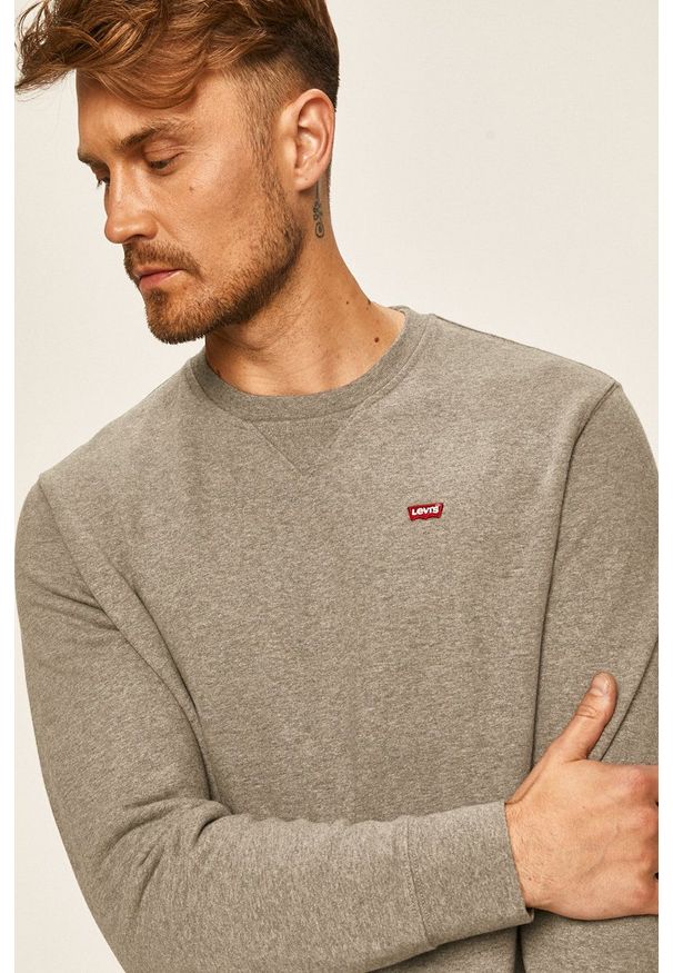 Levi's® - Levi's - Bluza. Okazja: na spotkanie biznesowe, na co dzień. Kolor: szary. Materiał: dzianina. Wzór: gładki, aplikacja. Styl: casual, biznesowy