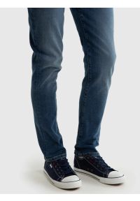 Big-Star - Trampki męskie niskie granatowe JJ174606 403. Okazja: na imprezę, do pracy, na uczelnię. Kolor: niebieski. Materiał: jeans, len, materiał. Styl: klasyczny #4