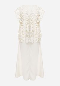 Renee - Jasnobeżowa Bawełniano-Wiskozowa Sukienka Slip Dress z Ozdobną Narzutką Sagossia. Okazja: na co dzień. Kolor: beżowy. Materiał: wiskoza, bawełna. Długość rękawa: na ramiączkach. Wzór: aplikacja. Styl: casual #6