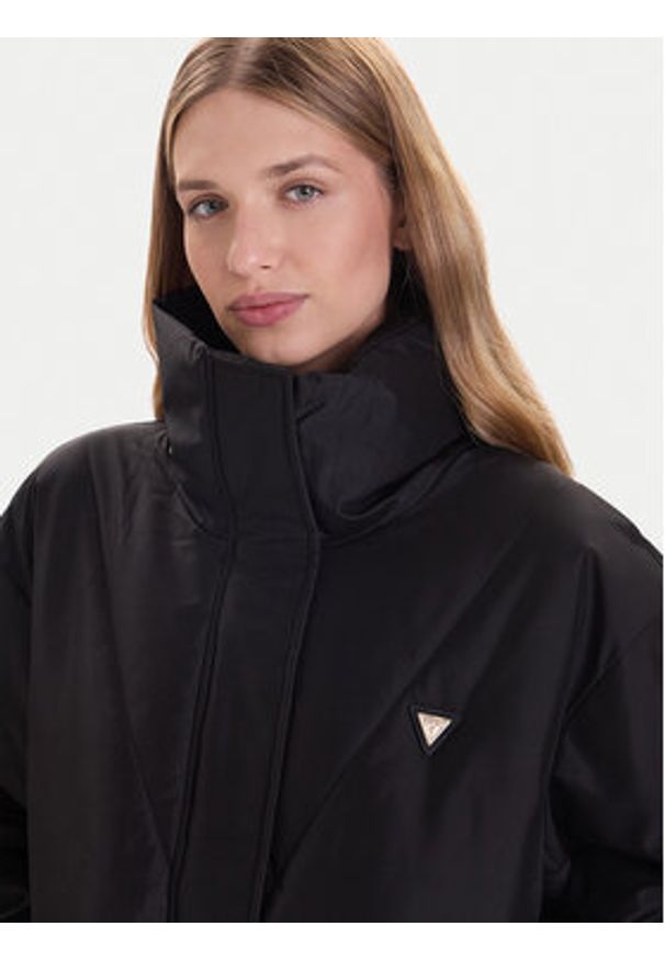 Guess Kurtka zimowa V5BL13 WHHZ2 Czarny Regular Fit. Kolor: czarny. Materiał: syntetyk. Sezon: zima