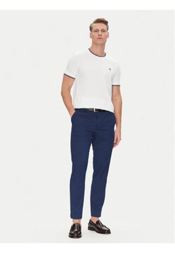 JOOP! T-Shirt 17 JJ-16Platon 30045543 Biały Modern Fit. Kolor: biały. Materiał: bawełna