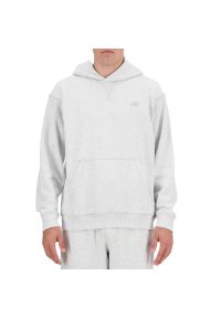 Bluza New Balance MT41534AHH - szara. Okazja: na co dzień. Typ kołnierza: kaptur. Kolor: szary. Materiał: bawełna. Styl: casual