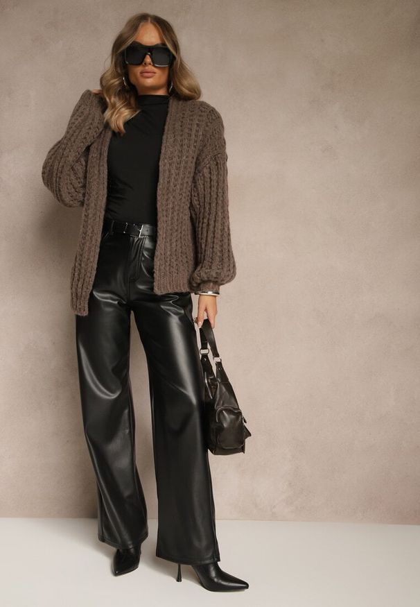 Renee - Brązowy Oversizowy Kardigan Bez Zapięć z Dodatkiem Wełny i Wiskozy Titanesa. Okazja: na imprezę. Kolor: brązowy. Materiał: wiskoza, wełna. Długość: długie. Wzór: aplikacja