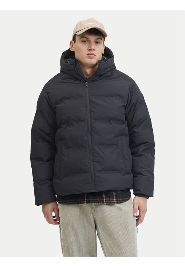 Jack & Jones - Jack&Jones Kurtka zimowa Soho 12278749 Czarny Regular Fit. Kolor: czarny. Materiał: syntetyk. Sezon: zima