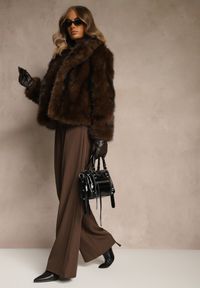 Renee - Brązowa Kurtka Typu Futerko Ozdobione Kołnierzem Tilea. Okazja: na randkę, na co dzień. Kolor: brązowy. Materiał: futro. Wzór: aplikacja. Styl: klasyczny, casual, elegancki #2