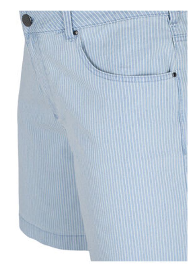 Zizzi Szorty jeansowe J10886B Błękitny Regular Fit. Kolor: niebieski. Materiał: bawełna, jeans, syntetyk