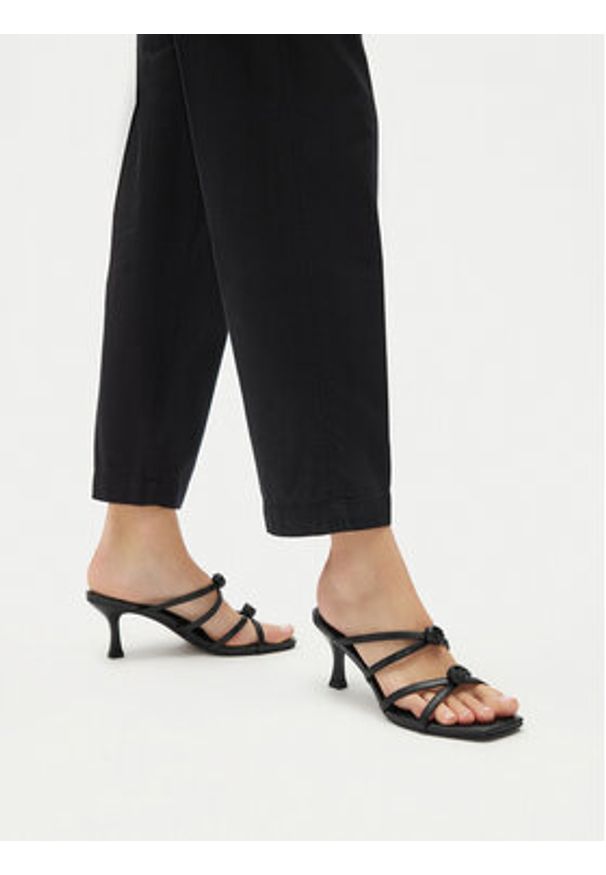 Jenny - JENNY Klapki CWBFFS20S-1 Czarny. Kolor: czarny. Materiał: skóra