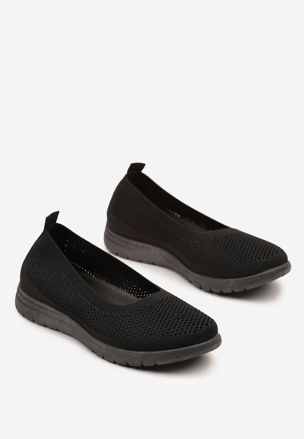 Born2be - Czarne Tenisówki z Siateczkową Cholewką Avisela. Okazja: na co dzień, na spacer. Kolor: czarny. Materiał: jeans. Szerokość cholewki: normalna. Sezon: wiosna. Styl: casual