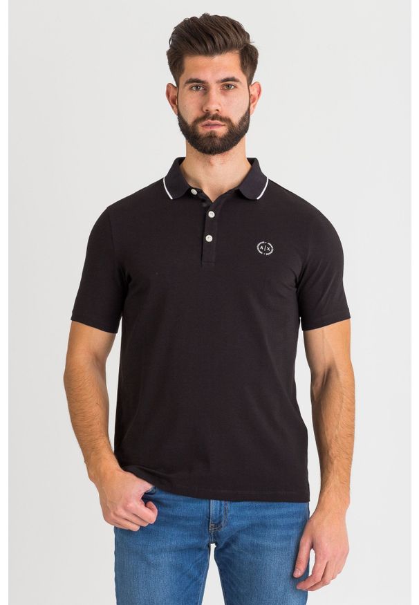 POLO Armani Exchange. Typ kołnierza: polo. Wzór: jednolity, nadruk. Styl: sportowy