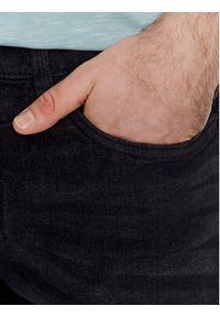 INDICODE Szorty jeansowe Kaden 70-100 Czarny Regular Fit. Kolor: czarny. Materiał: bawełna