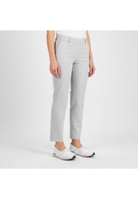 Półbuty damskie S.Barski, cholewka ze skóry naturalnej gładkiej z perforacją wsuwany fason dekoracyjna kokardka zaokrąglony nosek kontrastowe wstawki. Kolor: biały. Materiał: skóra. Szerokość cholewki: normalna. Wzór: gładki #6