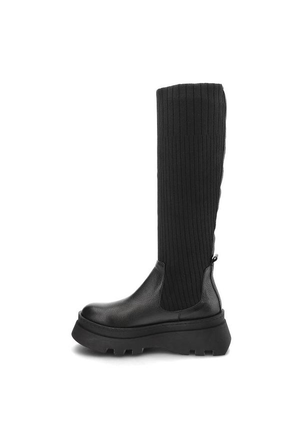 Czarne Kozaki Artiker Damskie Wygodne Modne Buty. Zapięcie: bez zapięcia. Kolor: czarny. Materiał: materiał, skóra. Szerokość cholewki: normalna. Sezon: zima, jesień. Obcas: na platformie. Styl: elegancki