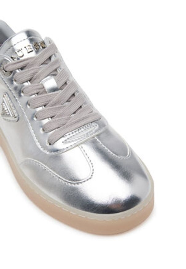 Guess Sneakersy FLJJAZLEM12 Srebrny. Kolor: srebrny. Materiał: skóra