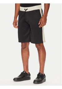 Guess Szorty sportowe Z5YD01 KCRU2 Czarny Regular Fit. Kolor: czarny. Materiał: syntetyk. Styl: sportowy