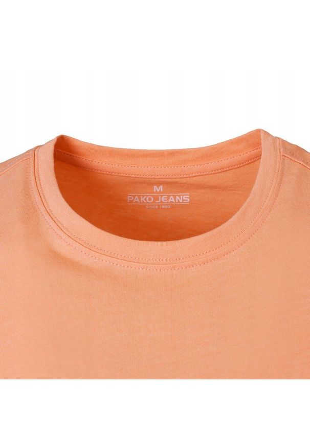 Bawełniana, Męska Koszulka (T-Shirt) - Pako Jeans - Brzoskwiniowa. Okazja: na co dzień. Kolor: pomarańczowy. Materiał: poliester, bawełna. Wzór: nadruk. Styl: casual