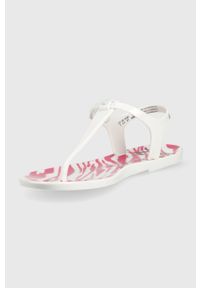 EA7 Emporio Armani sandały XFQ005.XK206.Q720 damskie kolor biały. Zapięcie: klamry. Kolor: biały. Materiał: materiał, guma. Wzór: gładki. Obcas: na obcasie. Wysokość obcasa: niski #2