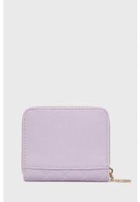 Guess portfel damski kolor fioletowy. Kolor: fioletowy. Materiał: materiał. Wzór: gładki #5