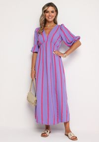 Born2be - Fioletowo-Różowa Taliowana Sukienka z Bawełny z Motywem Pasków Rivettes. Okazja: na co dzień, do pracy. Typ kołnierza: dekolt w kształcie V. Kolor: fioletowy. Materiał: bawełna. Wzór: aplikacja. Typ sukienki: proste. Styl: klasyczny, casual, elegancki #2