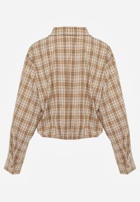 Renee - Beżowa Koszula z Bawełny Typu Crop w Kratę Ozdobiona Marszczeniem Risettes. Okazja: na co dzień. Kolor: beżowy. Materiał: bawełna. Wzór: aplikacja. Styl: casual #5
