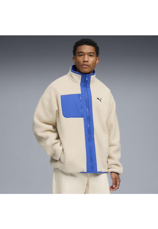 Puma - Męska dwustronna kurtka hybrydowa z dzianiną typu baranek PUMA. Kolor: beżowy, wielokolorowy, biały. Materiał: dzianina. Wzór: gładki. Sport: turystyka piesza